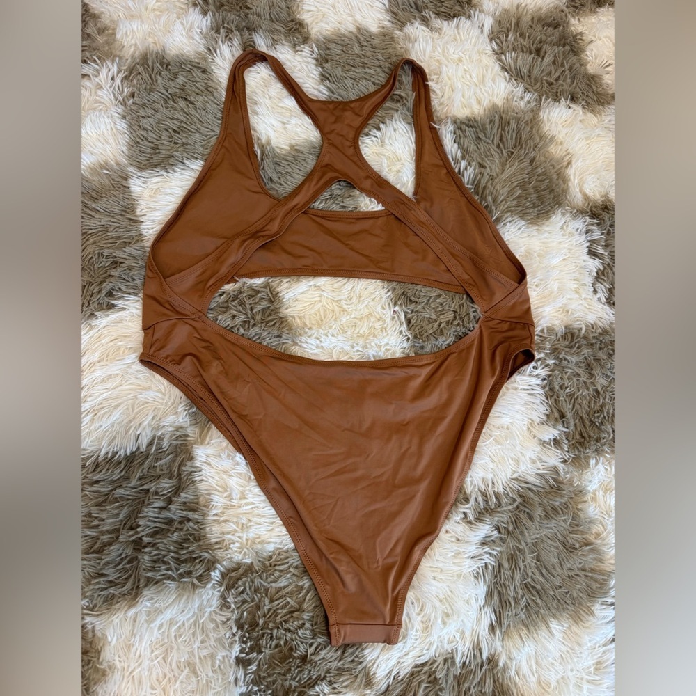 NEW SKIMS Monokini 4X Almond - Picture 2 of 5